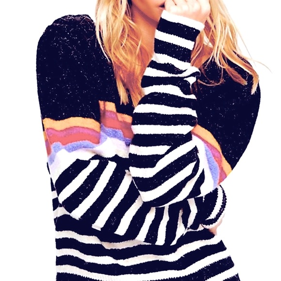 Free People Complete Me Alpaca Blend Striped Sweater Size Medium NWOT - Picture 4 of 9